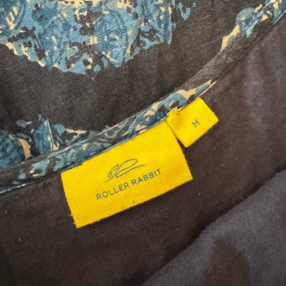 Roller Rabbit Dress w/ pockets - Picture 3 of 4